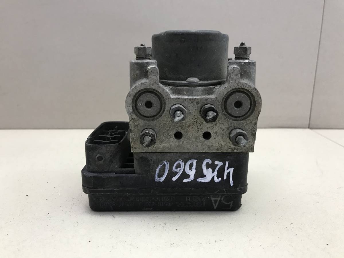 Блок ABS (насос) Toyota Opa (T10) 2000-2005