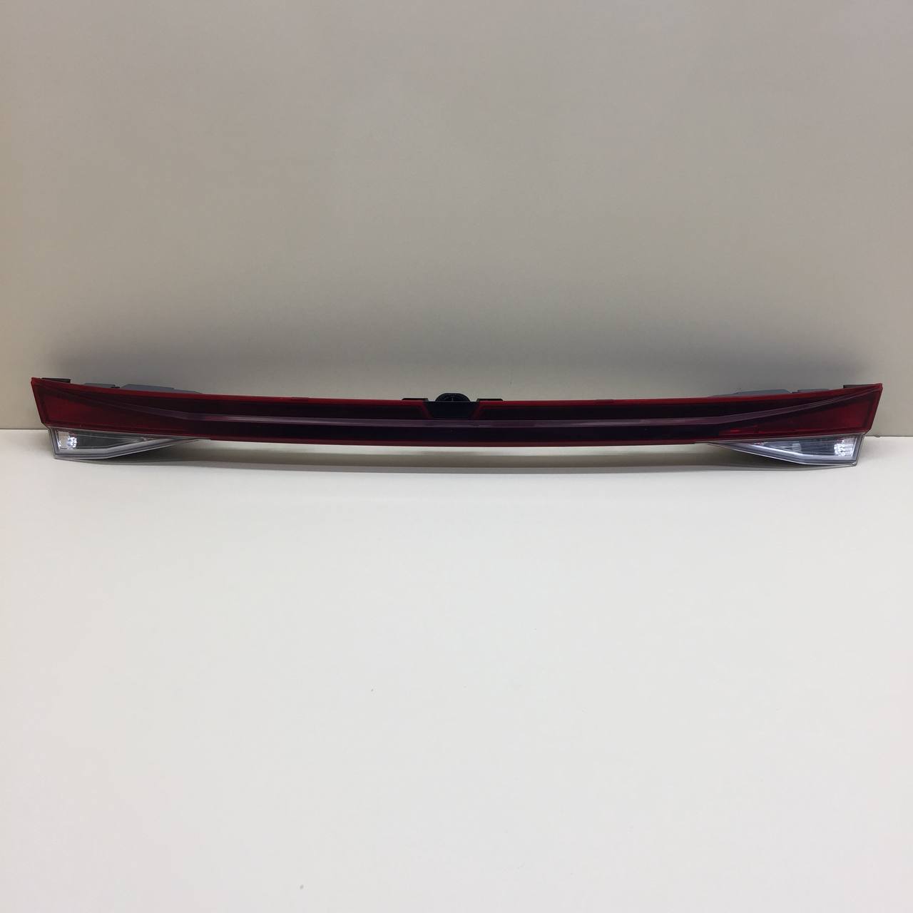 Фонарь задний внутренний левый Hyundai Elantra (CN7) 2020>