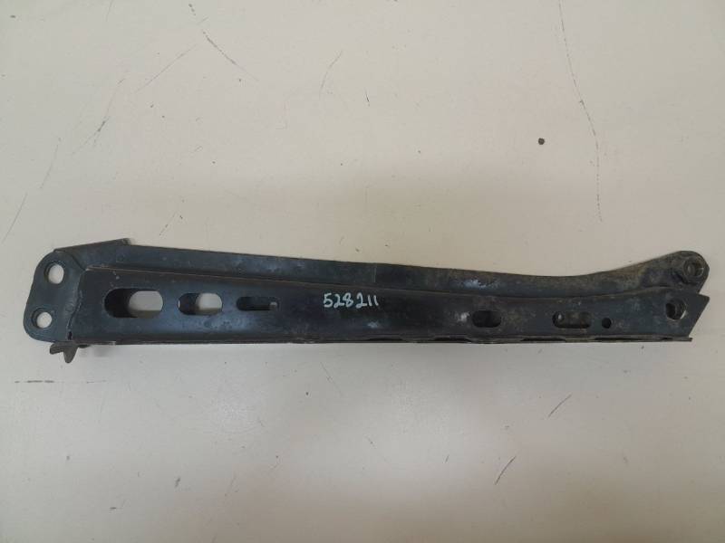 Балка передняя продольная Toyota Auris (E150) 2006-2012