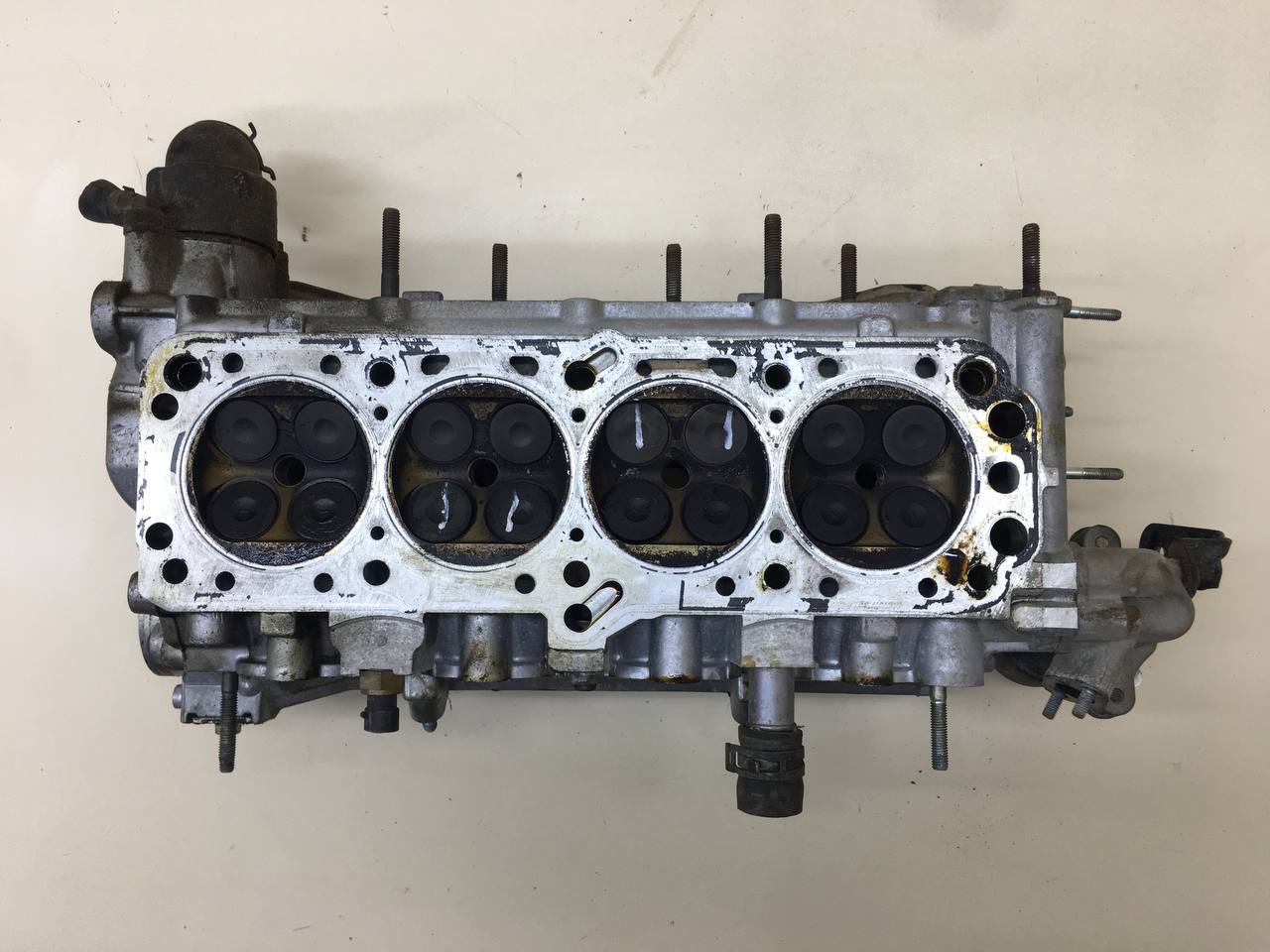 Головка блока цилиндров Chevrolet Cruze (J300) 2009-2016 Головка блока цилиндров Chevrolet Cruze (J300) 2009-2016