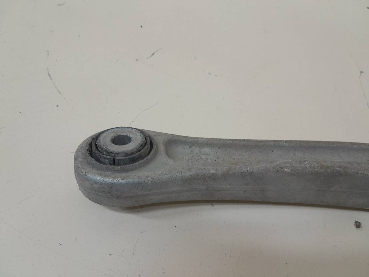 Рычаг задний верхний правый Audi Q7 (4L) 2005-2015