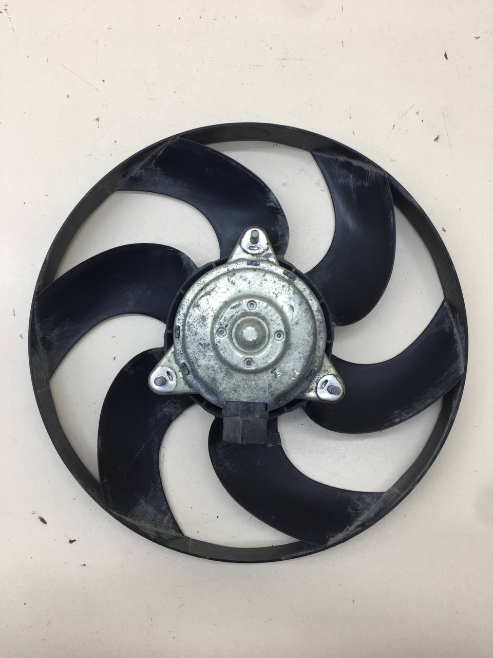 Вентилятор радиатора Lada  Niva Travel 2020>