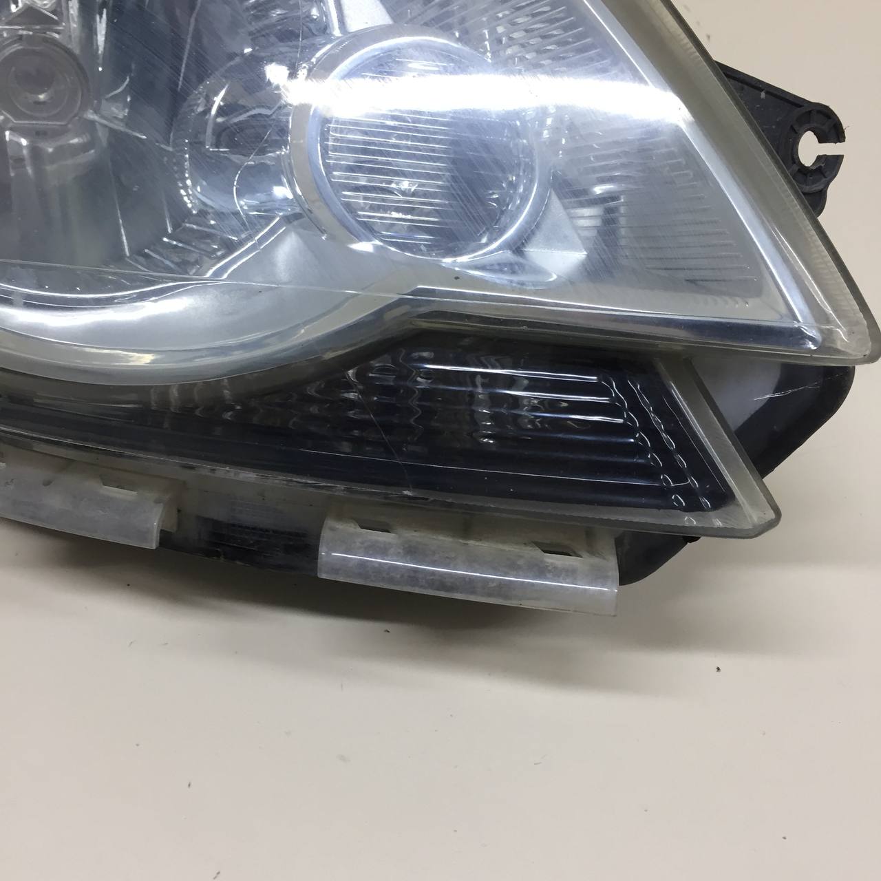 Фара правая Chevrolet Cobalt (T250) 2011-2015 Фара правая Chevrolet Cobalt (T250) 2011-2015