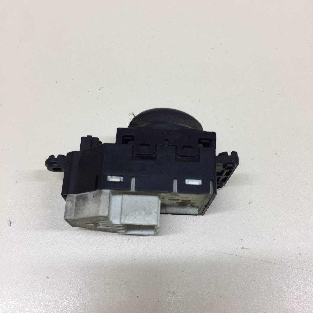 Переключатель регулировки зеркала Hyundai Solaris (RB) 2010-2017