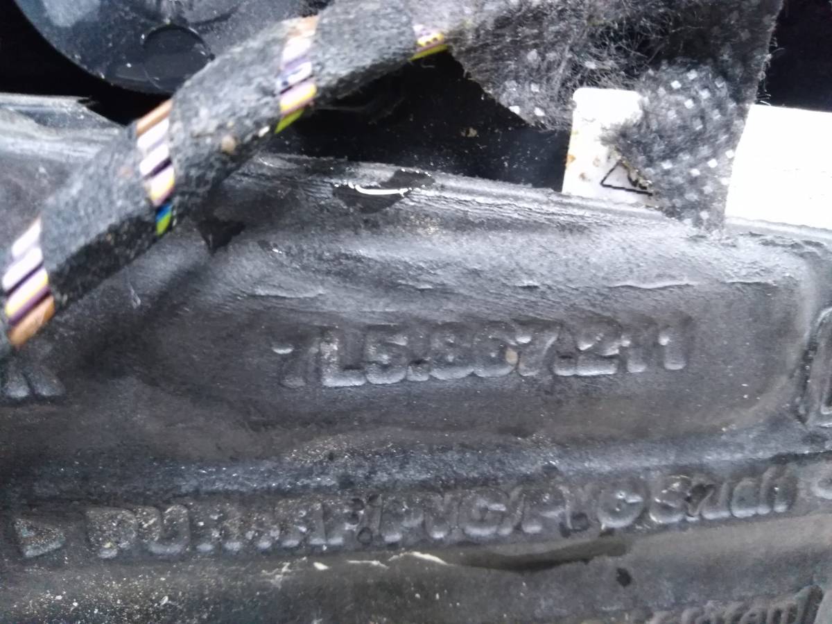 Обшивка двери задней левой Porsche Cayenne 2003-2010 Обшивка двери задней левой Porsche Cayenne 2003-2010