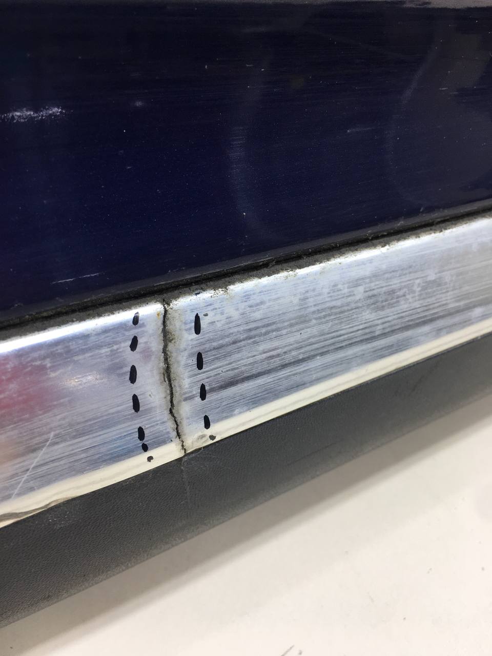 Дверь передняя левая Volkswagen Touareg (7L) 2002-2010