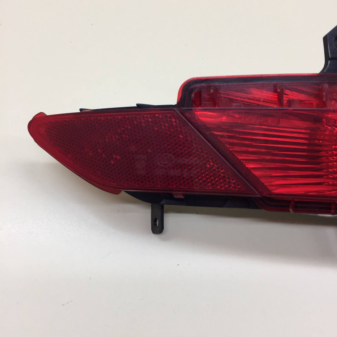 Фонарь задний в бампер правый Volvo XC60 2008-2017