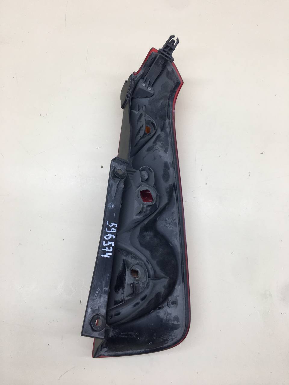 Фонарь задний левый Nissan Note (E11) 2006-2013