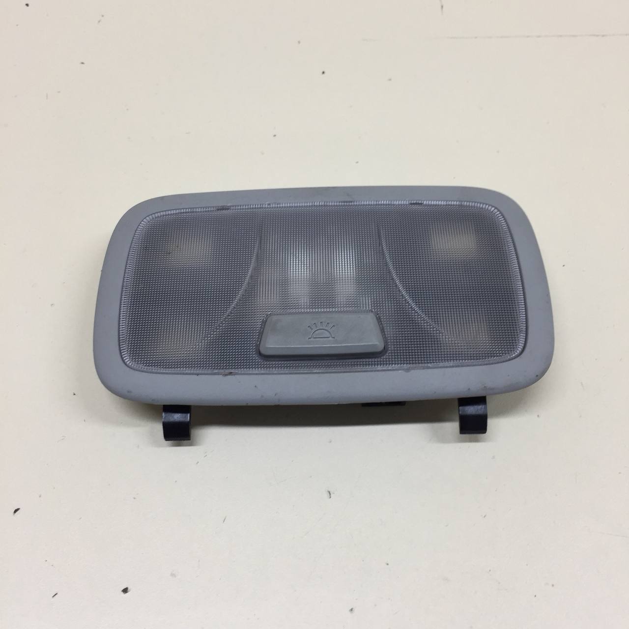 Плафон салонный Hyundai ix35 (LM) 2010-2015 Плафон салонный Hyundai ix35 (LM) 2010-2015