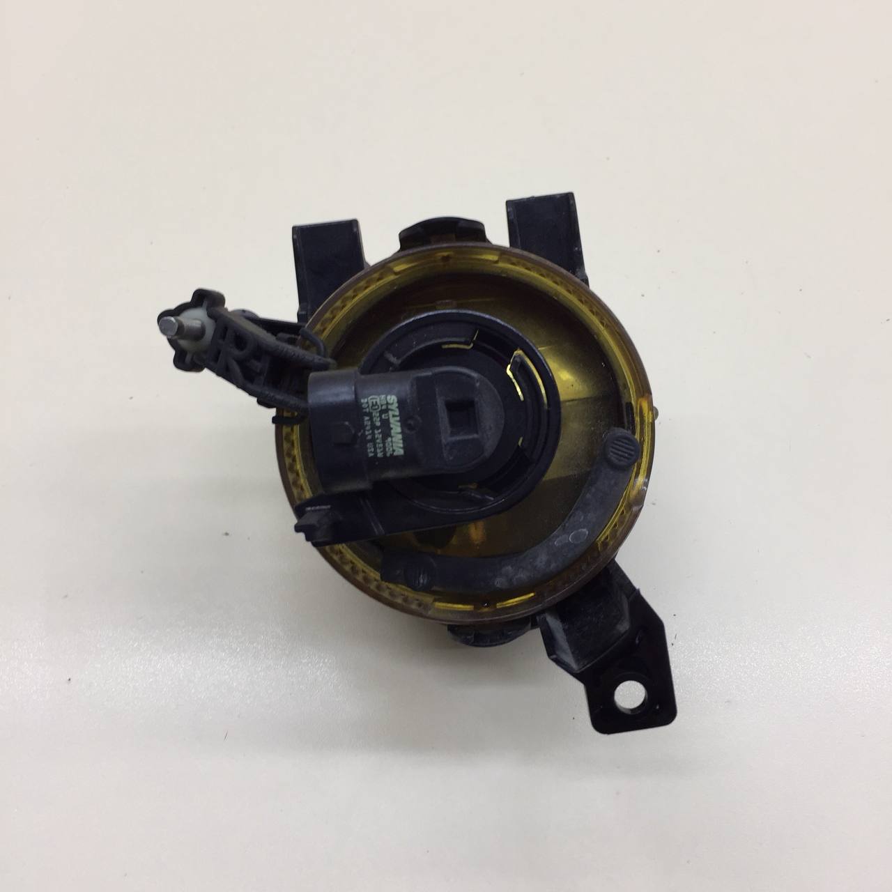 Фара противотуманная правая Volkswagen Jetta (A6) 2010-2019 Фара противотуманная правая Volkswagen Jetta (A6) 2010-2019