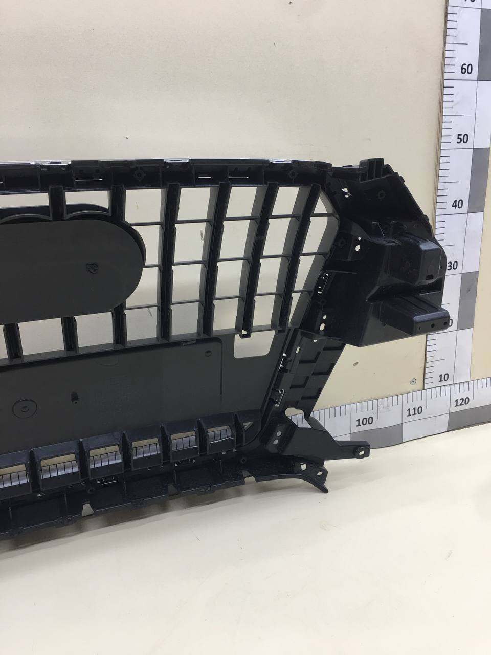 Решетка радиатора Audi Audi Q3 (8U) 2012>