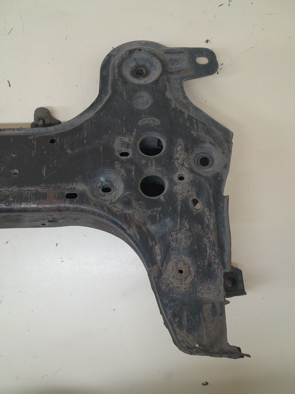 Балка подмоторная Chevrolet Cobalt (T250) 2011-2015 Балка подмоторная Chevrolet Cobalt (T250) 2011-2015