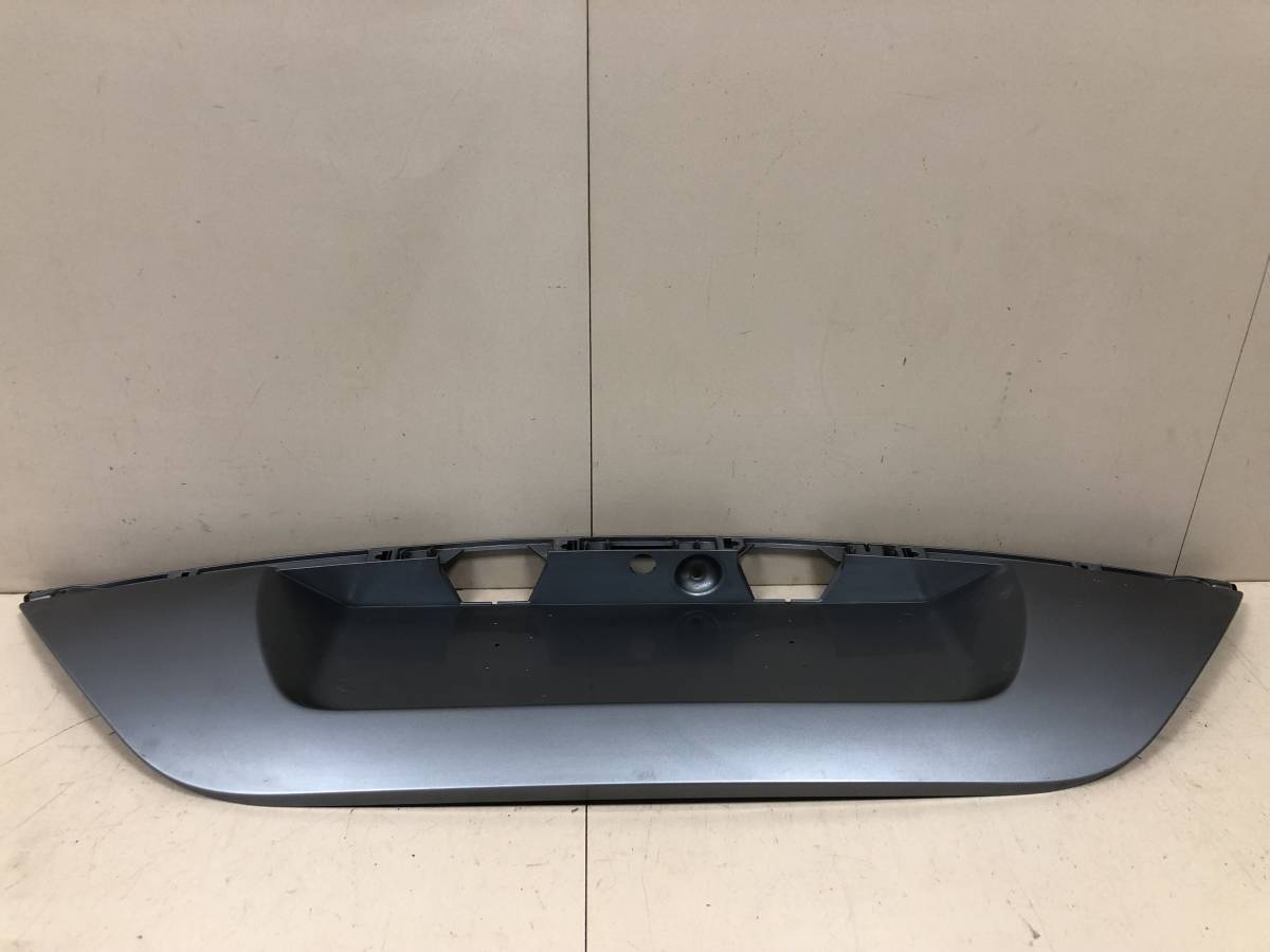 Накладка крышки багажника Jaguar XJ (358) 2007-2009