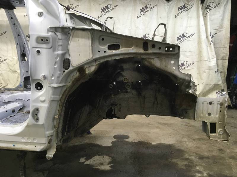 Четверть передняя правая Lexus NX 200 (Z10) 2014-2021