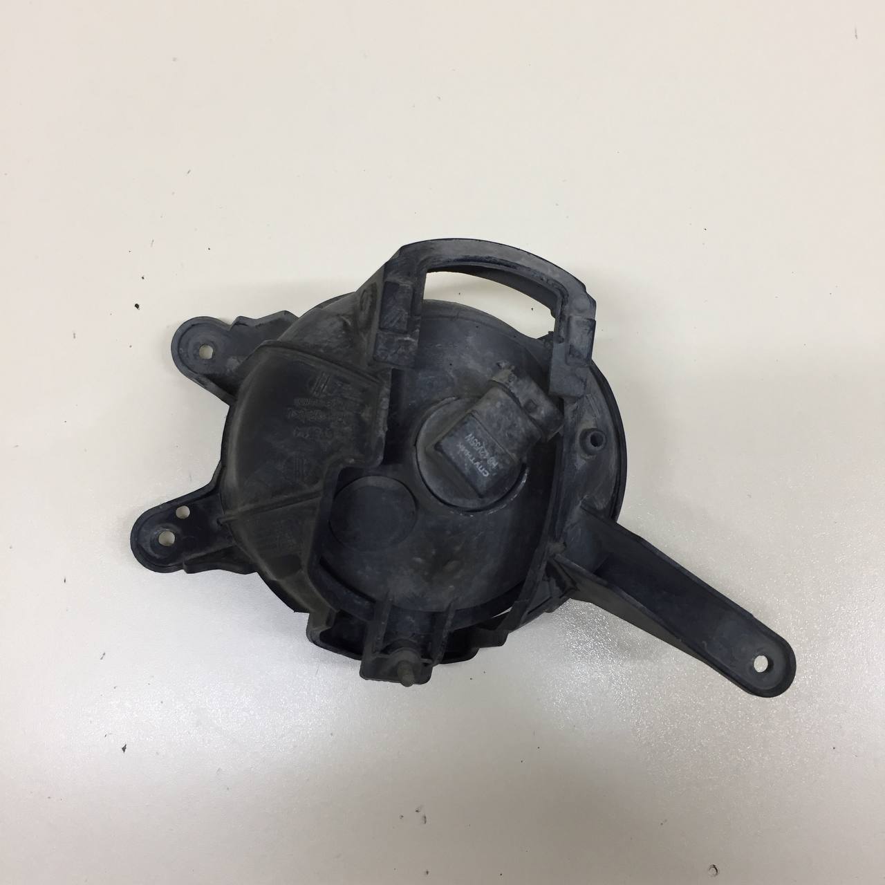 Фара противотуманная левая Chevrolet Cruze (J300) 2009-2016 Фара противотуманная левая Chevrolet Cruze (J300) 2009-2016