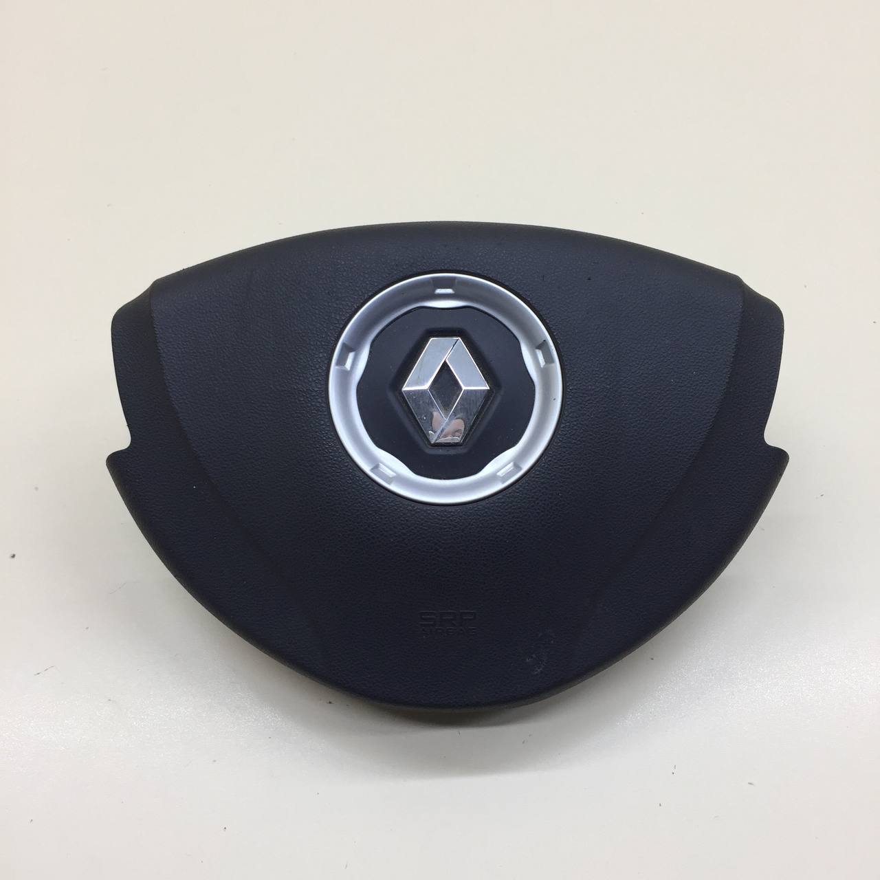 Подушка безопасности в рулевое колесо Renault Sandero 2009-2014