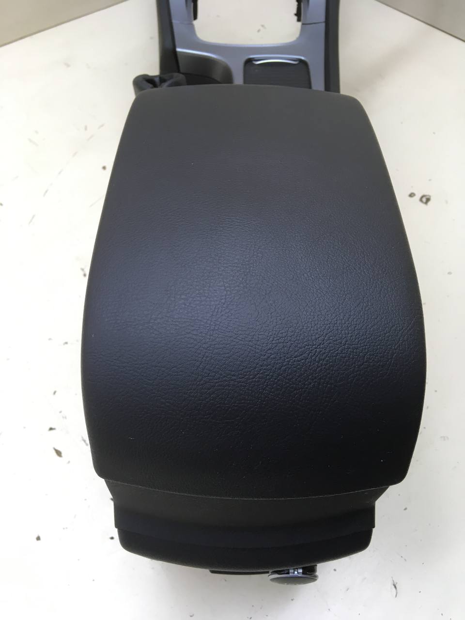 Консоль центральная Ford Mondeo 4 2007-2015