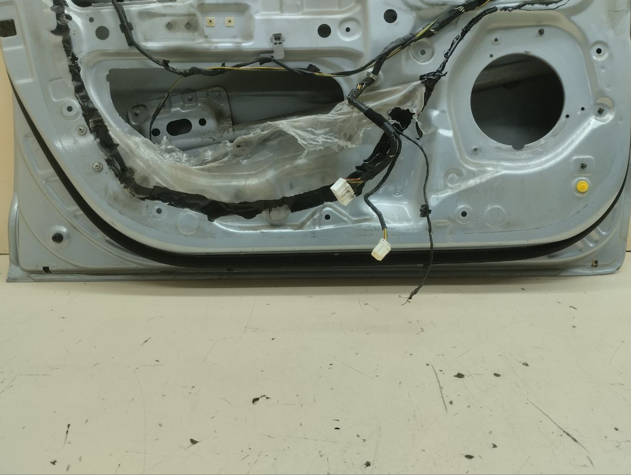 Дверь передняя левая Hyundai Solaris (RB) 2010-2017