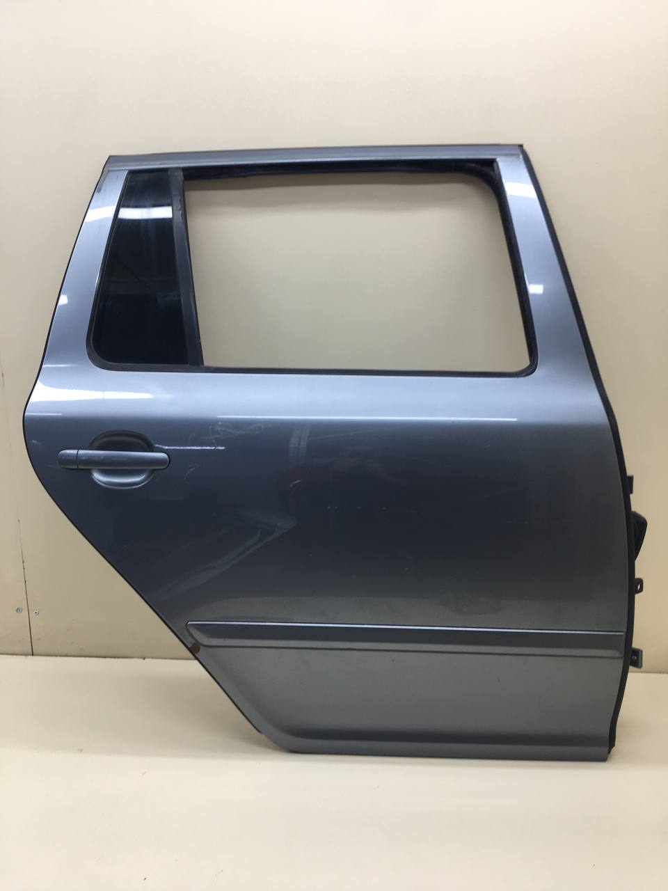Дверь задняя правая Skoda Octavia (A5 1Z-) 2004-2013 Дверь задняя правая Skoda Octavia (A5 1Z-) 2004-2013