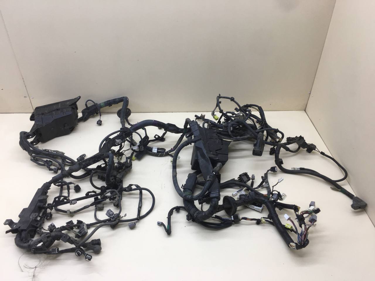 Проводка двс Toyota Rav 4 (XA40) 2013-2019