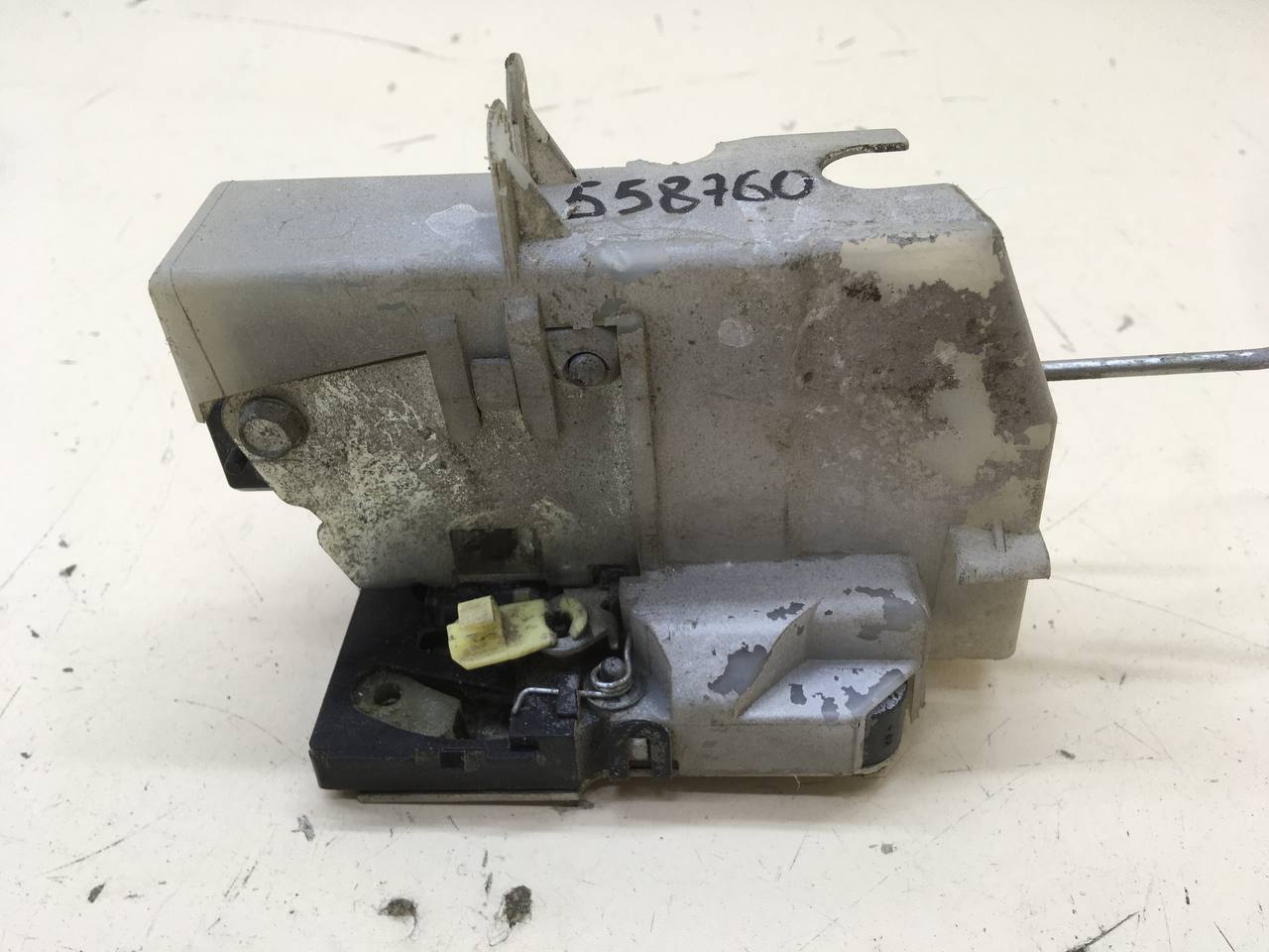 Замок двери задней левой Renault Symbol (2) 2008-2012