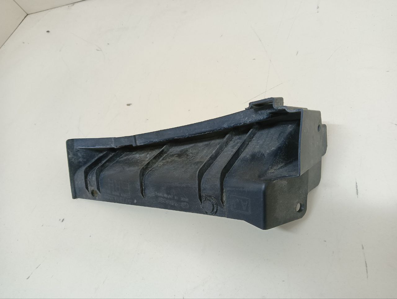 Кронштейн заднего бампера правый Subaru Outback (BR/B14) 2009-2014