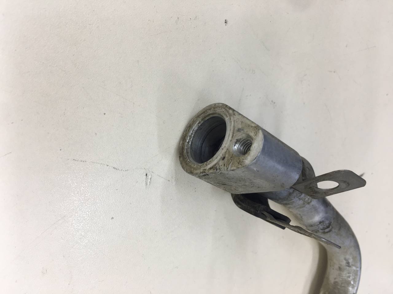 Трубка кондиционера Nissan Almera 3 (G11, G15) 2012>