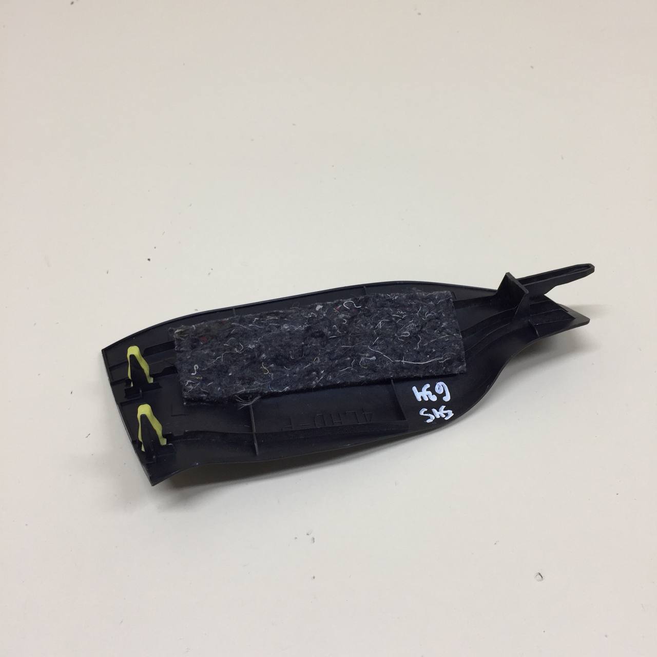 Накладка (кузов внутри) Toyota Rav 4 (XA40) 2013-2019 Накладка (кузов внутри) Toyota Rav 4 (XA40) 2013-2019
