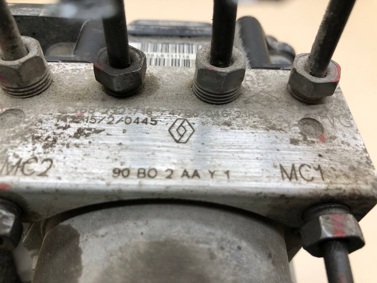 Блок ABS (насос) Nissan Almera 3 (G11, G15) 2012>