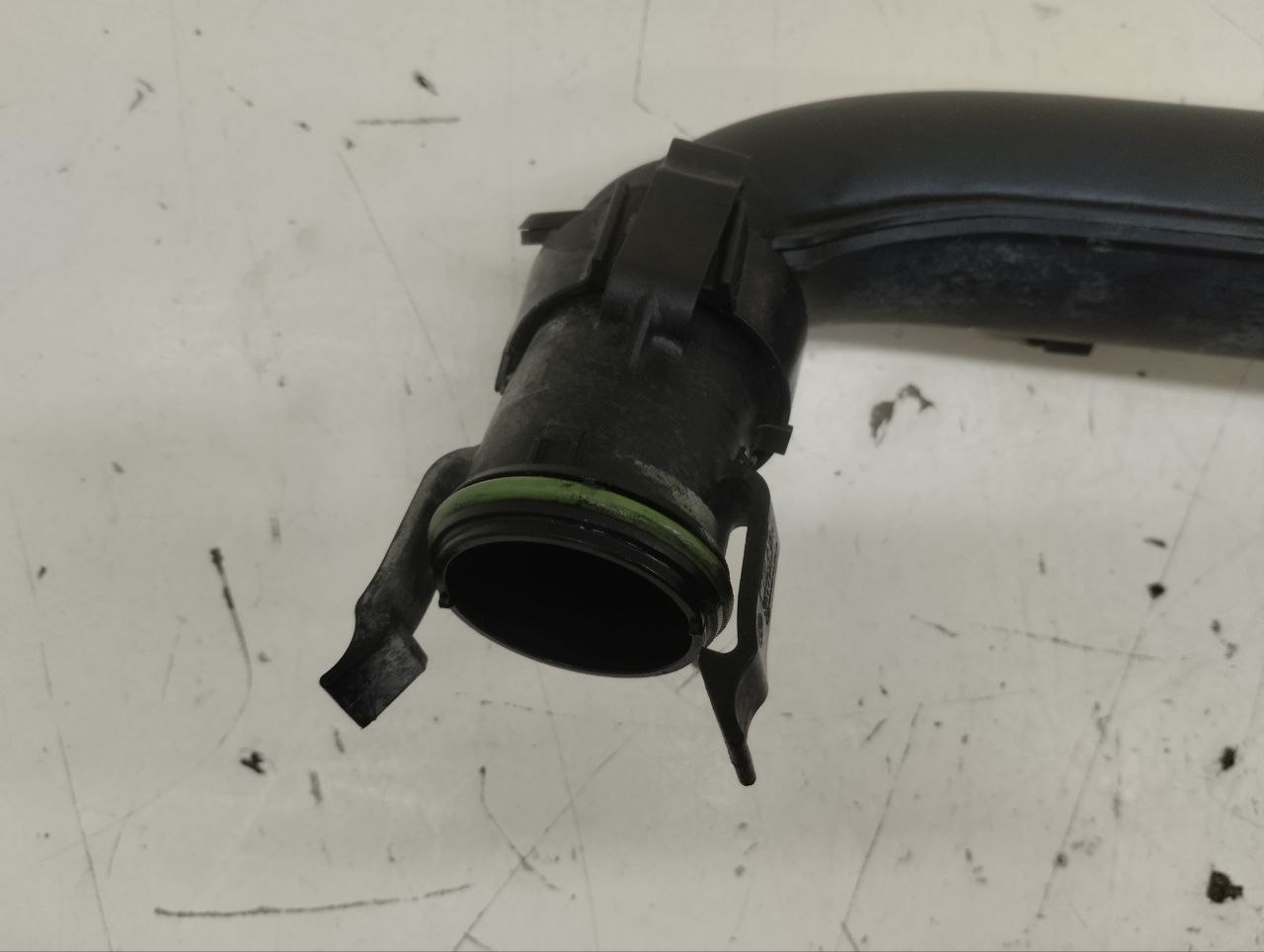 Патрубок интеркулера Volkswagen Polo (MK5) 2011-2020 Патрубок интеркулера Volkswagen Polo (MK5) 2011-2020