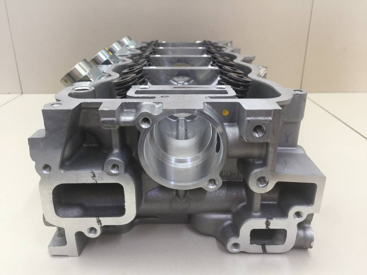Головка блока цилиндров Honda Civic 4D 2006-2012