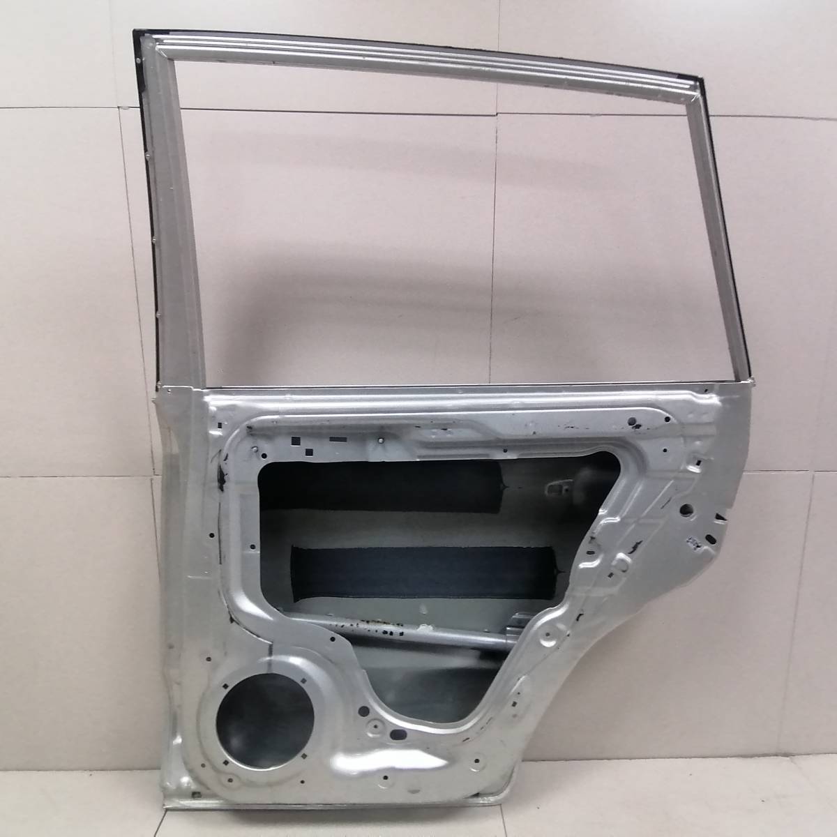 Дверь задняя правая Hyundai Tucson (JM) 2004-2010