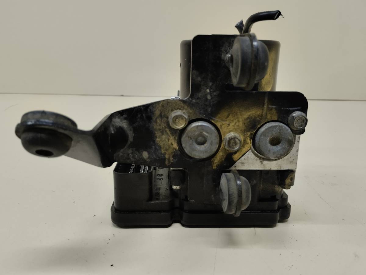 Блок ABS (насос) Mazda Mazda 3 (BL) 2009-2013 Блок ABS (насос) Mazda Mazda 3 (BL) 2009-2013