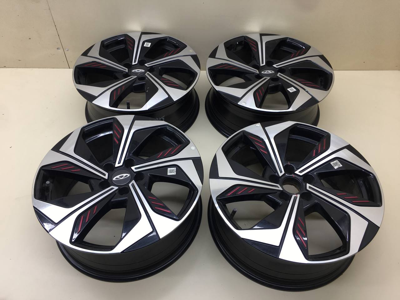 Диски к-кт R18 Литые