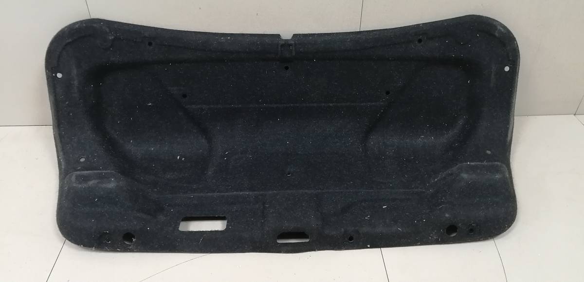 Обшивка крышки багажника Infiniti G35 (V35) 2002-2007 Обшивка крышки багажника Infiniti G35 (V35) 2002-2007