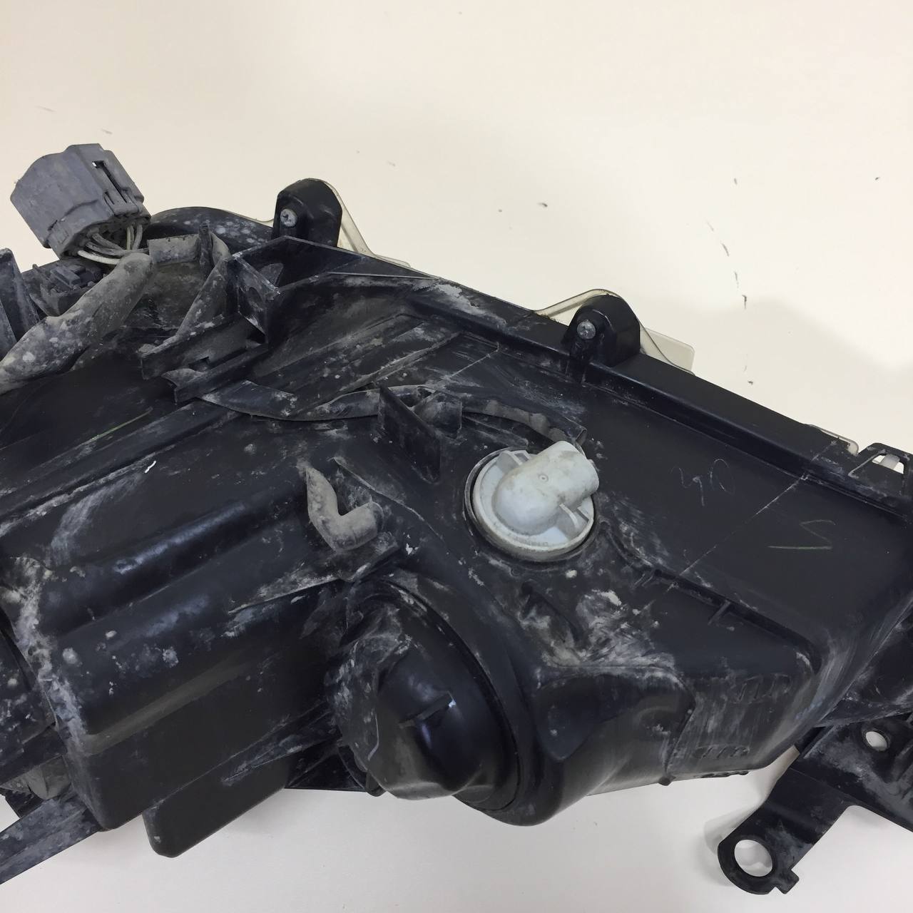 Фара правая Mazda Mazda 3 (BM) 2013-2016 Фара правая Mazda Mazda 3 (BM) 2013-2016