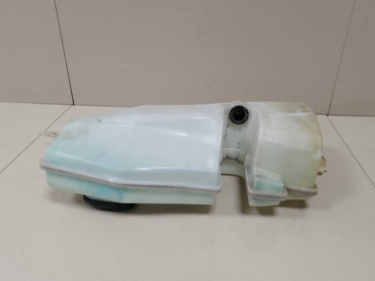 Бачок омывателя лобового стекла Lada Largus 2012>