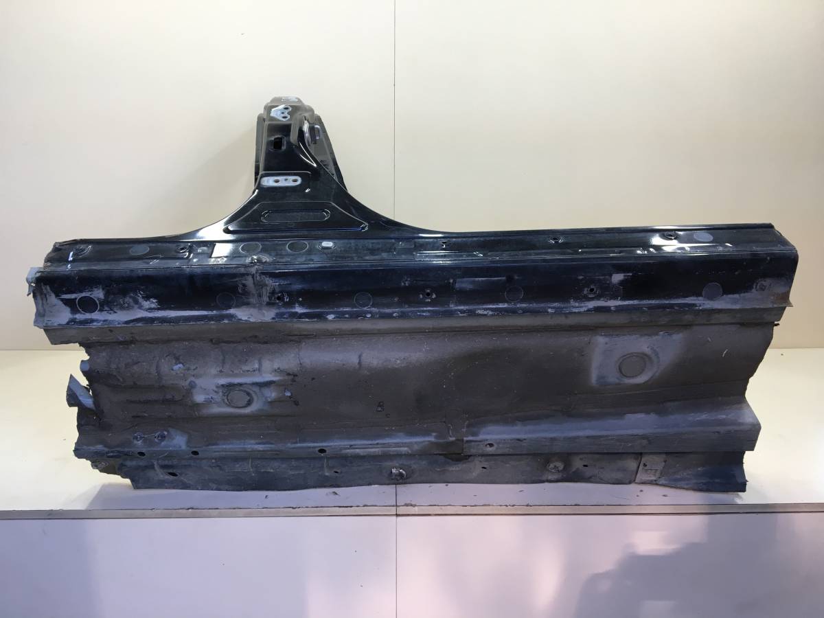 Порог со стойкой правый Toyota Camry (XV50) 2011-2017