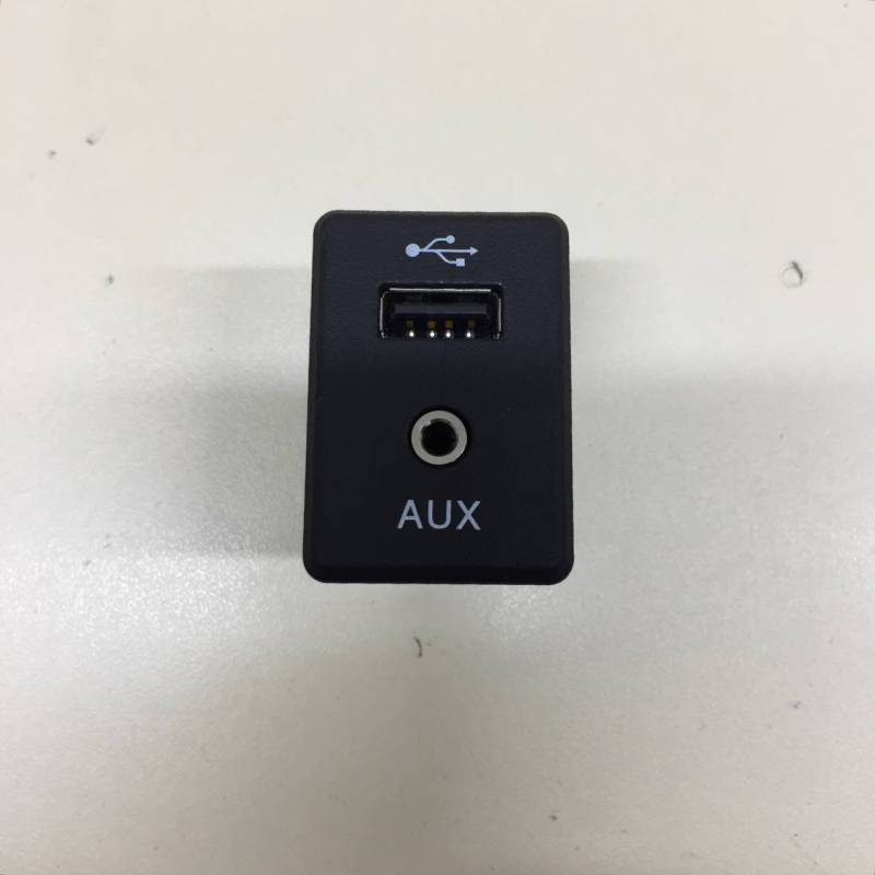 Разъем (USB AUX) Nissan Qashqai (J11) 2014>
