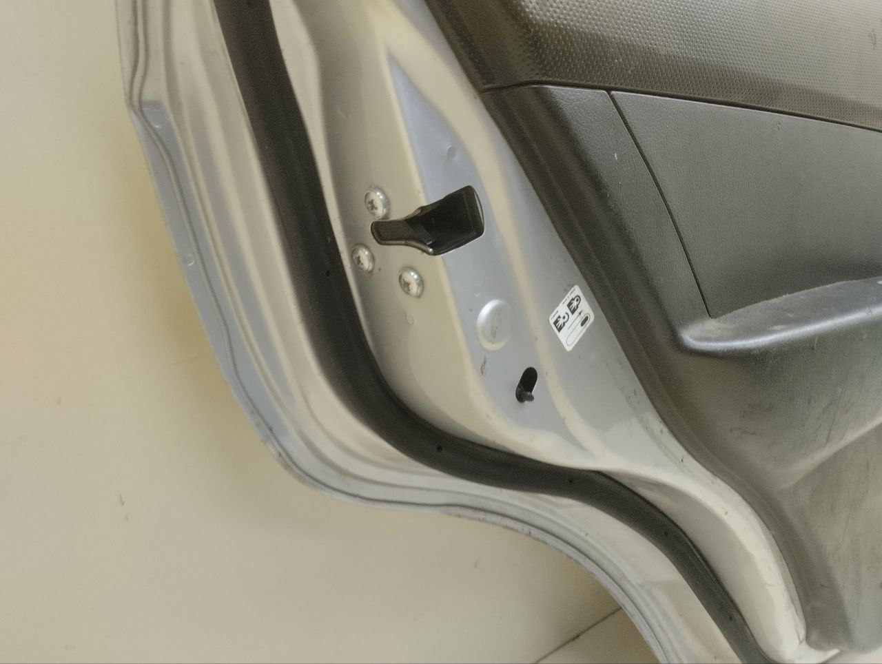 Дверь задняя левая Chevrolet Aveo T250 2005-2011