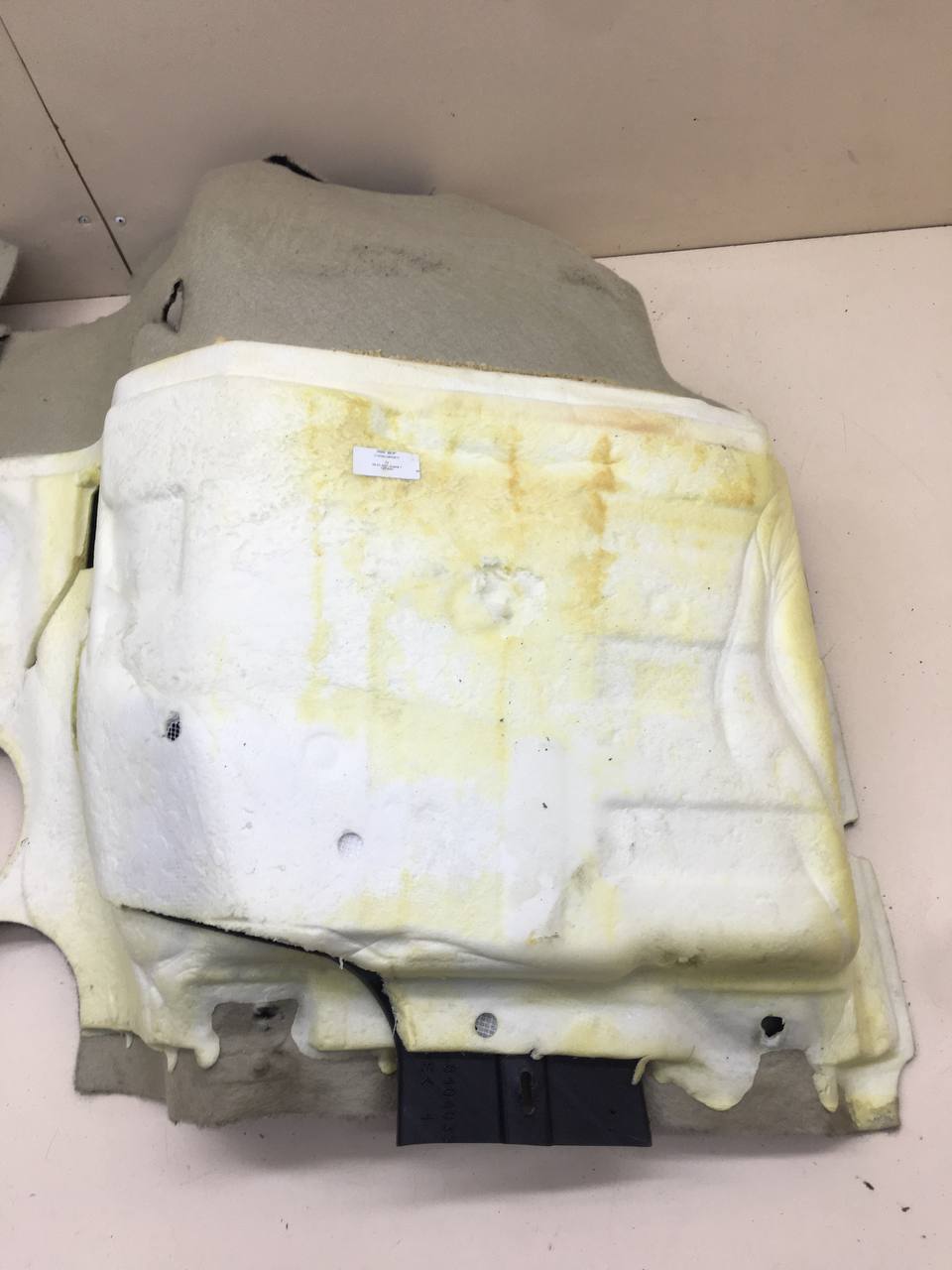 Покрытие напольное (ковролин) Lada  Niva Travel 2020>