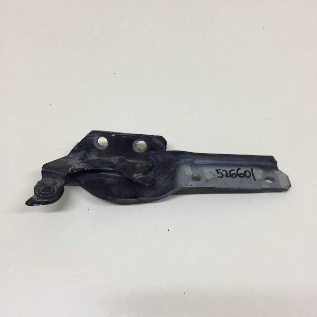 Петля капота правая Fiat Albea 2002-2012