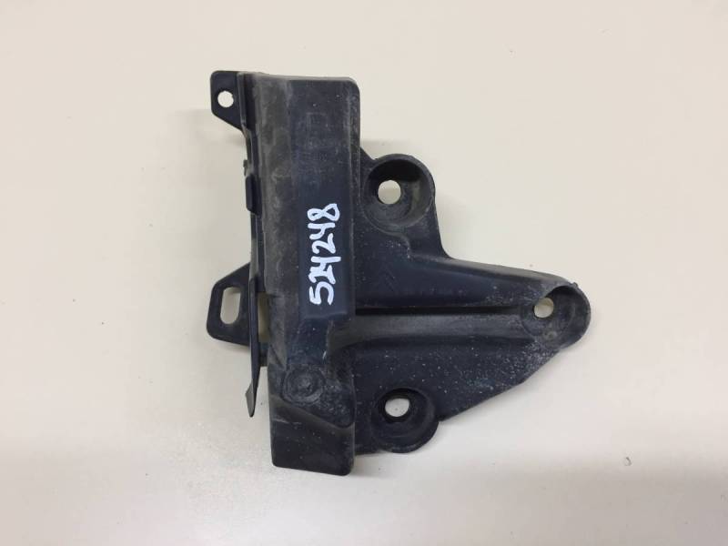 Кронштейн заднего бампера правый Citroen C4 2011>