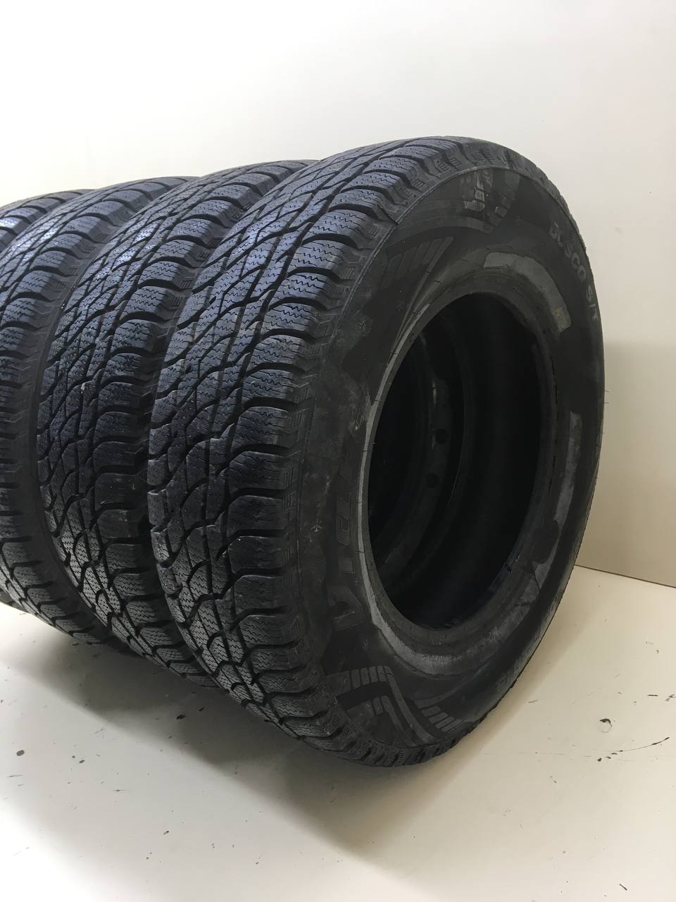 Шины к-кт R15 Всесезонные Viatti Bosco S/T