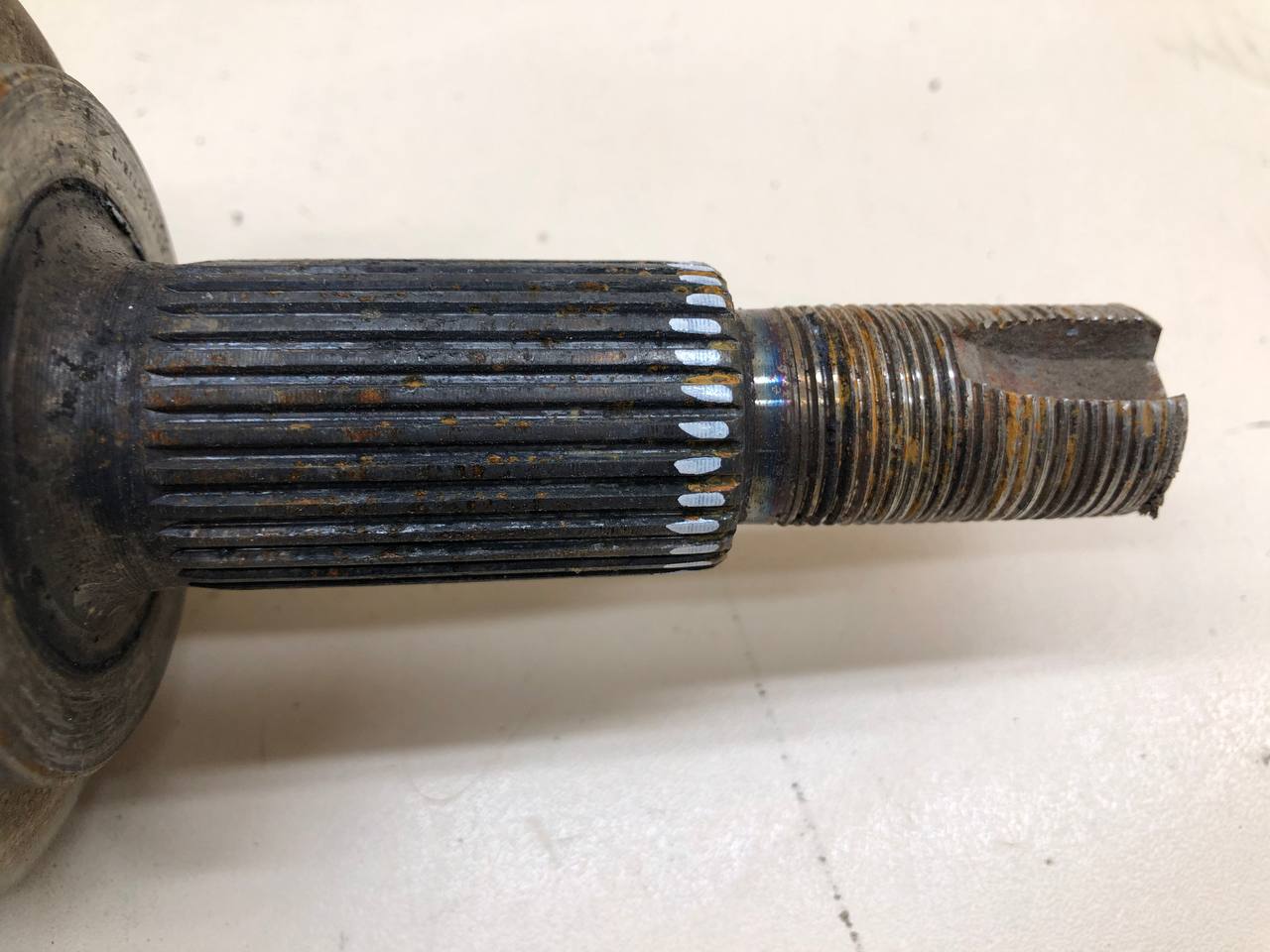 Полуось передняя правая Toyota Rav 4 (XA40) 2013-2019