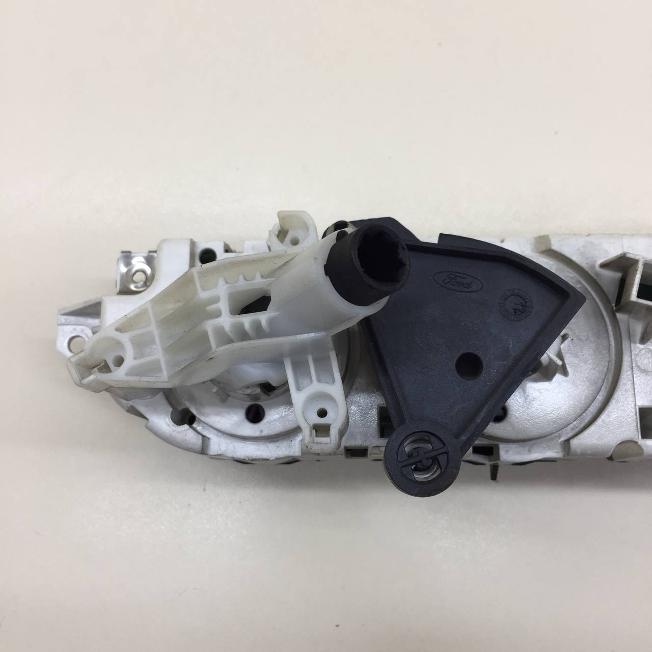 Блок управления отопителем Ford Focus 2 (DB) 2008-2011