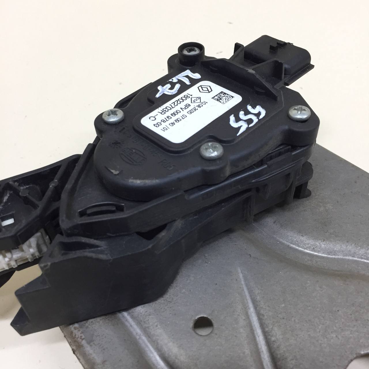 Педаль газа Renault Sandero Stepway (5S) 2014-2022