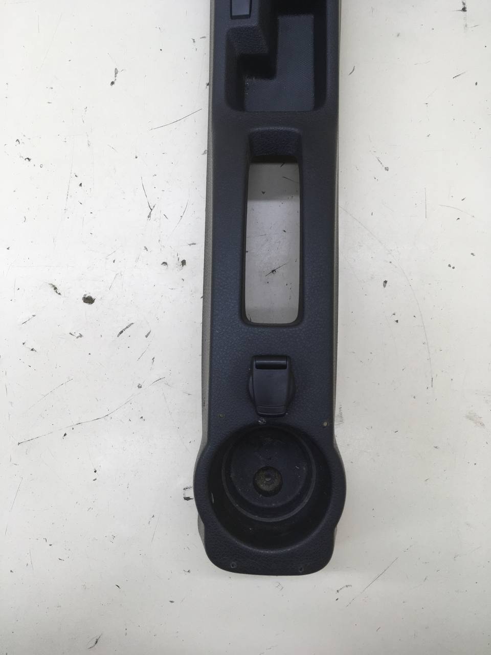 Консоль центральная Renault Sandero Stepway (5S) 2014-2022 Консоль центральная Renault Sandero Stepway (5S) 2014-2022