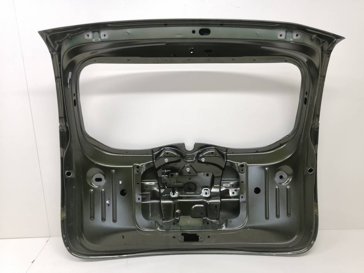 Дверь багажника Renault Duster (HSA, HSM) 2012>