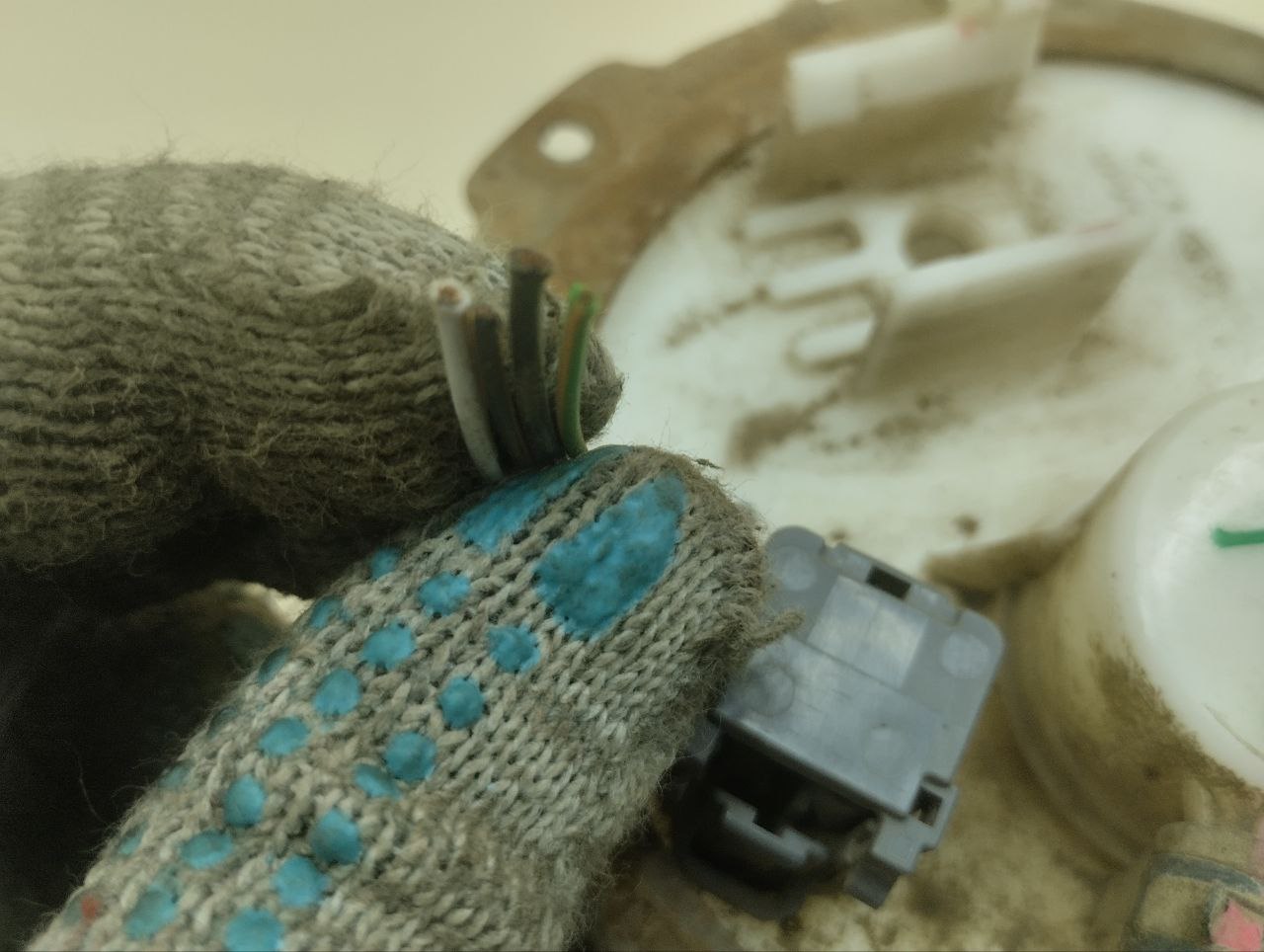 Насос топливный электрический Kia Rio 3 (QB) 2011-2017